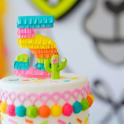 First Fiesta Cake Topper, Three Esta Cake Topper, Pinata Theme Party, Pastel Fiesta Party, Three Esta Cake Ideas, Threeesta Cake, Threesta Birthday Cake, Three Esta Birthday Cake, Three Esta Cake