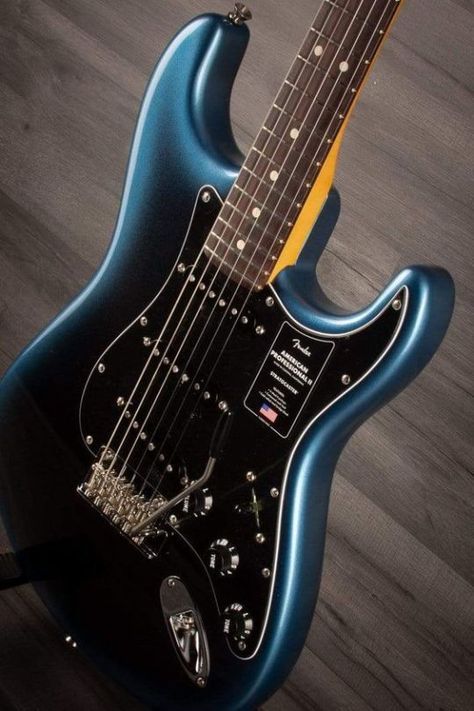 Fender Stratocaster Wallpaper, Stratocaster Aesthetic, Prs Guitars, Electric Guitar Design, Guitar Obsession, Cool Electric Guitars, Best Guitar, Uk Music, Fender American