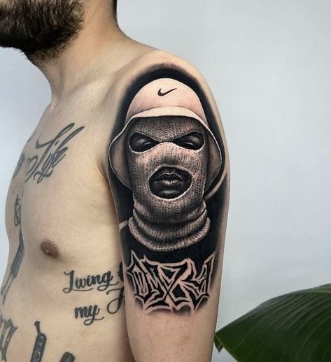 Realism Tattoo Sleeve, Tattoo Gangster, Ak47 Tattoo, Gangster Tattoo, Japanese Snake Tattoo, Realism Tattoos, Armband Tattoos, Cool Tattoo Drawings, Black White Tattoos