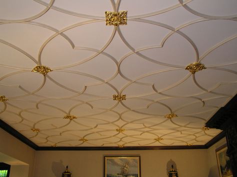 Supreme Bedroom, Painting Restoration, Bedroom False Ceiling, Ceiling Classic, Plaster Ceiling Design, Pop Design For Roof, Living Room New York, False Ceiling Bedroom, False Ceiling Living Room