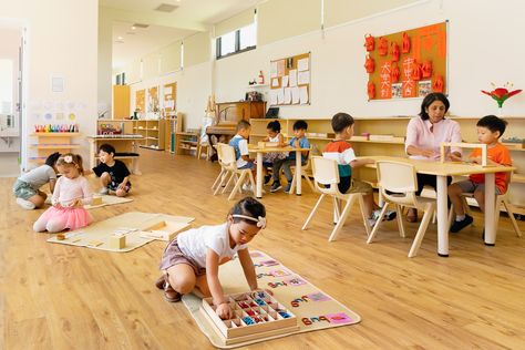 Prepared Environmemt | Montessori Academy Childcare Montessori Environment, Montessori Lessons, Love Of Learning, Montessori Education, Montessori Classroom, Maria Montessori, Montessori Materials, Classroom Community, Hands On Learning