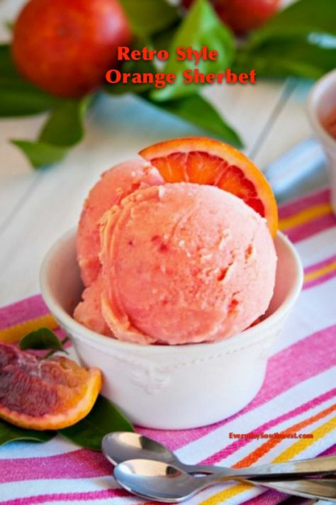 Blood Orange Sherbet Recipe Orange Sherbet Recipe, Easy Summer Dessert Recipes, Pastel Desserts, Sherbet Recipes, Orange Ice Cream, Sorbet Ice Cream, Orange Sorbet, Easy Ice Cream, Orange Sherbet