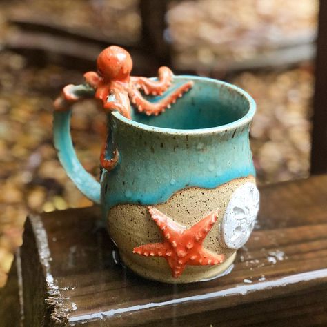 Octopus Ceramic Mugs, Pottery Octopus, Octopus Pottery, Ceramic Octopus, Octopus Mug, Lauren Lewis, Creative Mugs, Summer Mug, Ceramics Mugs