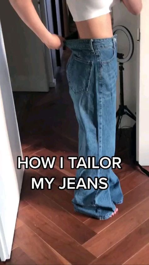 a424ed4bd3a7d6aea720b86d4a360f75desc42319084ri Jean Alterations Diy, How To Alter Pants That Are Too Big, How To Take In Jeans At The Waist, Diy Jeans Upcycle, Rocky Road Fudge Recipe, Easy Rocky Road, Rocky Road Fudge, Stile Kylie Jenner, Tailor Jeans