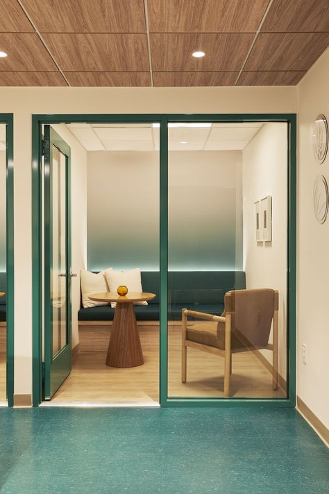 Nectar Allergen Clinic - Healthcare Snapshots Small Office Design Interior, Healthcare Interior Design, Wellness Room, Small Office Design, Davis Furniture, Leisure Space, Healthcare Architecture, Cove Lighting, Modular Lounges