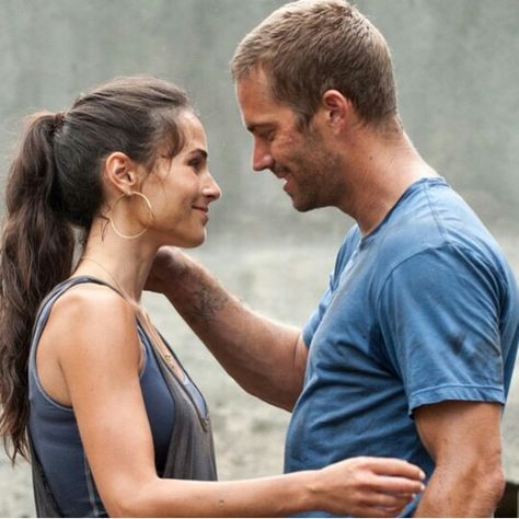 Brian & Mia Bella Y Edward, Fast & Furious 5, Paul Walker Movies, Meadow Walker, Furious 6, Fast And Furious Actors, Paul Williams, Fast Five, Furious Movie