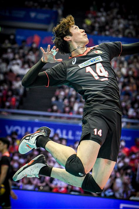 Yuki Ishikawa Volleyball, Ishikawa Yuki Volleyball, Ishikawa Yuki Wallpaper, Volleyball Players Men, Volleyball Spike, Spike Volleyball, Volleyball Team Pictures, Ishikawa Yuki, Sports Photoshoot