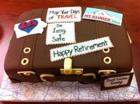 Another “Vintage Luggage” Retirement Cake | Shannon Louise Cake Studio Retirement Cake Ideas, Retirement Cake Decorations, Louise Cake, Retirement Party Cakes, Retirement Cake, Retirement Ideas, Cake Models, Retirement Celebration, Cake Studio