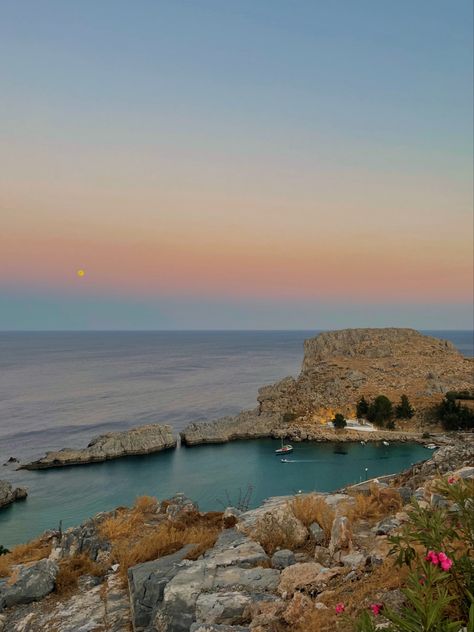 Lindos Greece Aesthetic, Rhodes Aesthetic Greece, Greece Aesthetics Rhodes, Greece Rhodes Aesthetic, Greece Aesthetics Athens, Greek Beach Aesthetic, Grece Beach, Greece Aesthetics Beach, Grece Aesthetic