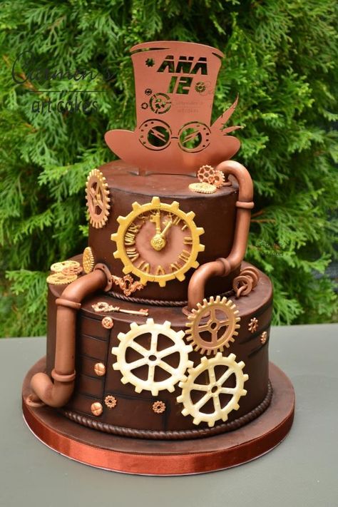 Steampunk cake by Carmen Iordache Steampunk Cake Ideas, Steampunk Party Decorations Diy, Steampunk Birthday Party, Steampunk Cakes, Clock Cake, Mechanic Cake, Steampunk Cake, Steampunk Birthday, Christmas Steampunk