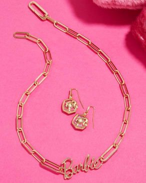 Barbie Movie 2023, Barbie Gifts, Convertible Necklace, Jewelry Tattoos, Barbie The Movie, Girl Barbie, Movie 2023, Ear Climbers Earrings, Jewelry Girl