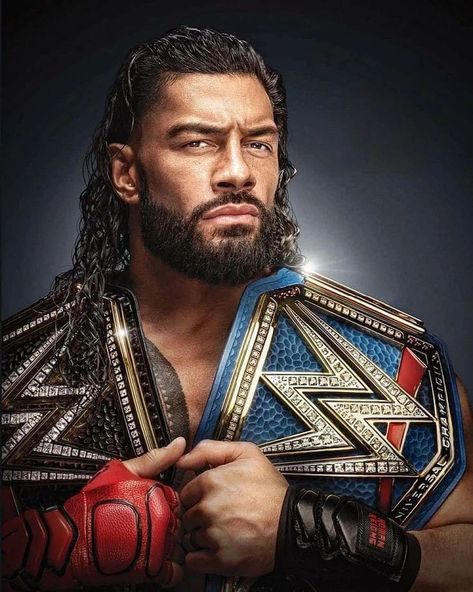 I miss Roman's 2 belts ☝🏻❤️❤️ Colourful Portrait, Romans 2, Roman Reigns Shirtless, Roman Reigns Wwe Champion, Roman Reigns Family, Wwe Roman Reigns, Wwe Champions, Wolf Pictures, Gorgeous Man