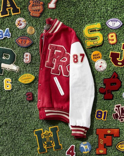 Oh, the nostalgia of an old letterman jacket! 🏈✨ From how much certain vintage varsity paraphernalia (patches! pennants! programs!) is worth today to where you can find items for yourself (or your fan cave), head to the link in our bio for the details. 📸: @bwfoto ✨: @carmcollins 1700s Home, Letterman Jacket Patches, Varsity Patches, Things To Collect, College Pennants, Marching Band Uniforms, Varsity Letters, Band Uniforms, Vintage Varsity