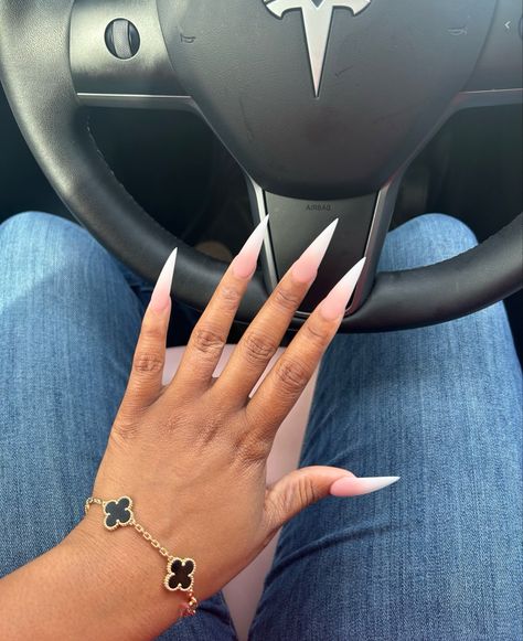 Ombré Long Nails, Nails Gel Ideas, Scorpio Szn, Gel Ideas, Acrylic Nails Stiletto, Stilleto Nails Designs, Ombre Acrylic, Natural Ombre, Mens Nails