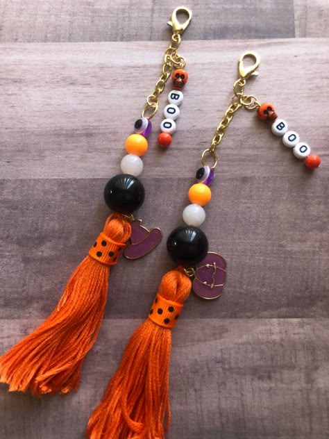 Halloween Keychains Diy, Journal Dangles, Halloween Macrame, Pokey Tool, Halloween Embellishments, Handmade Halloween Decorations, Diy Tassel Earrings, Crafts By Season, Halloween Paper Crafts