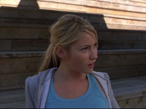 She's the man Laura Ramsey Shes The Man, Shes The Man, Laura Ramsey, She's The Man, Film Journal, Man Icon, About Hair, The Man, Beach House