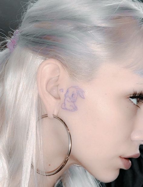 Jawline Tattoo, Tat Ideas, Nail Art Tutorial, Piercing Tattoo, Art Tutorial, Clean Girl, Body Mods, Cute Tattoos, Tattoos And Piercings