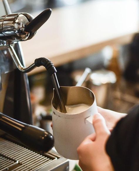 Coffee Shop Product Photography, Coffee Beans Photography, Food Photography Dessert, Coffee Trailer, Coffee Shop Branding, Coffee Shop Photography, Coffee Shot, Cafe Branding, Coffee Truck