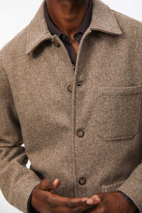 Mens Overshirts, Wool Jacket Men, Shirt Jacket Men, Academia Style, Style Inspiration Winter, Wool Shirt, A Jacket, Cool Outfits For Men, Men Fashion Casual Outfits