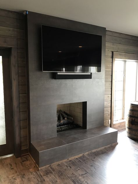 Iron Copper 4' x 4' NeoLith Tile Fireplace Surround Neolith Fireplace, Fireplace Seating Ideas, Log Burner Fireplace, Fireplaces Layout, Country Fireplace, Tall Fireplace, Slate Fireplace, Fireplace Seating, Exterior Fireplace