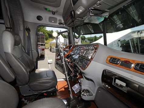 Trucks Interior, Truck Pictures, Freightliner Trucks Interior, Interior Semi Truck, Hospital Room Snapchat Stories, Semi Trucks Interior, Trucks For Sell, Semi Trucks Interior Custom Big Rigs, Truck Living