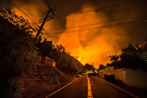 In 2007, during one weekend visit home from college, Palley photographed his first nearby fire. Still, it wasn't until five years later that he first took professional photos of a wildfire, during an internship at the Orange County Register. Greek Town, California Wildfires, Extreme Weather Events, Forest Fire, Red Sky, Pine Forest, Greek Island, Orange County, Athens