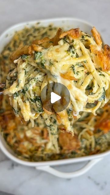 Monterey Spaghetti, Monterey Chicken Spaghetti, Shabbat Dinner Recipes, Spaghetti Baked, Crispy Fried Onions, Monterey Chicken, Chicke Recipes, Tried And True Recipes, Cheese Spaghetti