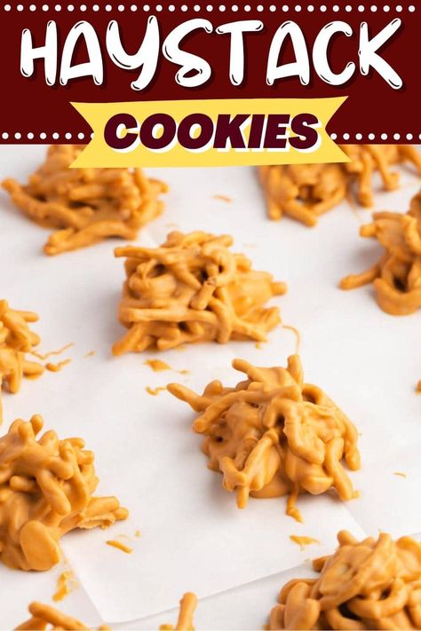 The next time you need a quick no-bake dessert, try these crunchy haystack cookies! They need just four ingredients and a couple of minutes on the stove. Haystack Recipe, Butterscotch Haystacks, Haystacks Recipe, Haystack Cookies, Christmas Baking Cookies, Cowboy Cookies, Christmas Baking Recipes, Roasted Walnuts, Favorite Cookie Recipe