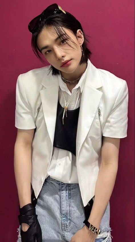 Prince Hyunjin, Straykids Wallpaper, Hyunjin Wallpaper, You Drive Me Crazy, Straykids Hyunjin Photoshoot, Stuck In My Head, Hyun Jin, Straykids Hyunjin, Love My Boys