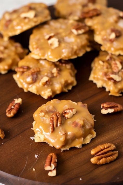 Pecan Praline Cookies, Praline Cookies, Coconut Pecan Cookies, Rhubarb Cookies, Chess Squares, Peanut Clusters, Gluten Free Brands, Pecan Praline, Creative Snacks