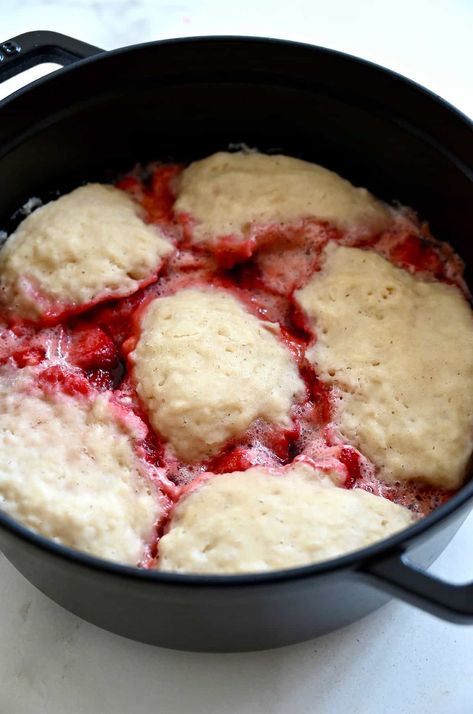 Strawberry Dumplings Recipes, Fruit Dumplings Recipe, Strawberry Dumplings, Fruit Dumplings, Fluffy Dumplings, Making Biscuits, Biscuits From Scratch, Fruit Compote, Baked Fruit