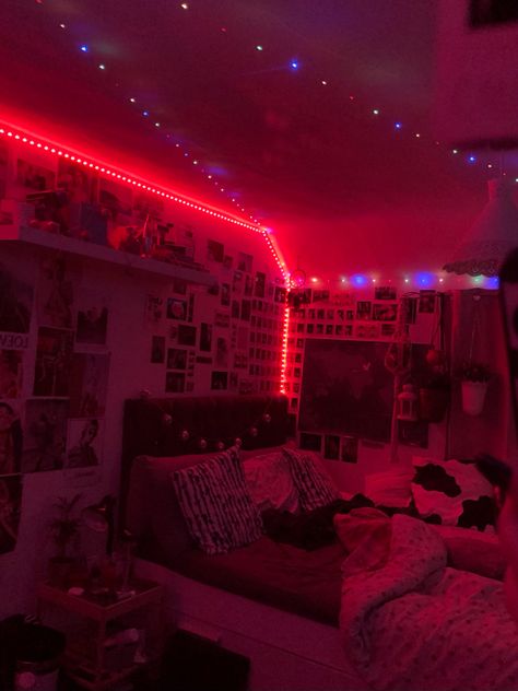 Red Aesthetic Room Ideas, Red Room Inspo Aesthetic, Red Room Ideas Bedrooms, Chill Vibe Room Ideas, Dark Red Room Aesthetic, Red Aesthetic Bedroom, Red Room Ideas, Red Neon Room, Red Bedroom Lights