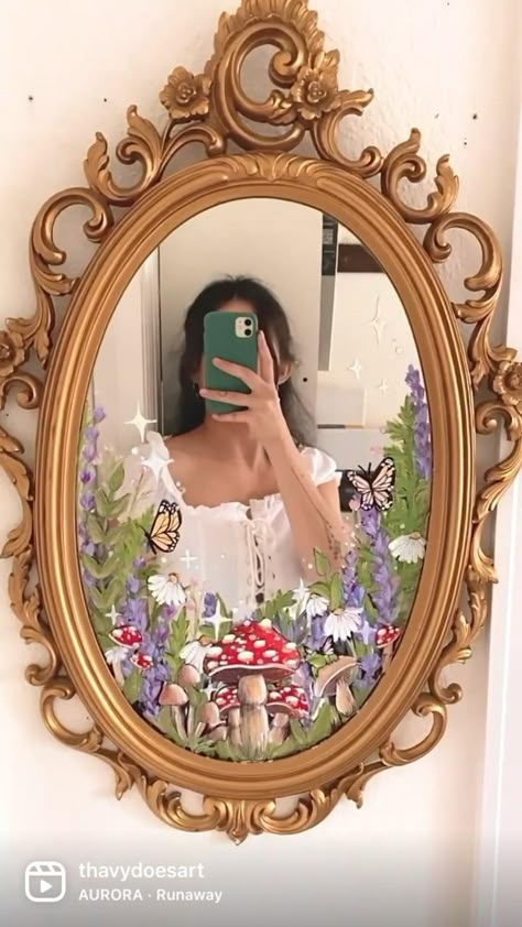 Painting On Mirror Ideas, Mirror Frame Painting Ideas, Mirror Painting Ideas, Mirror Paintings, Spiegel Diy, Painted Mirrors, Painted Mirror Art, Painting Mirror, Painted Mirror