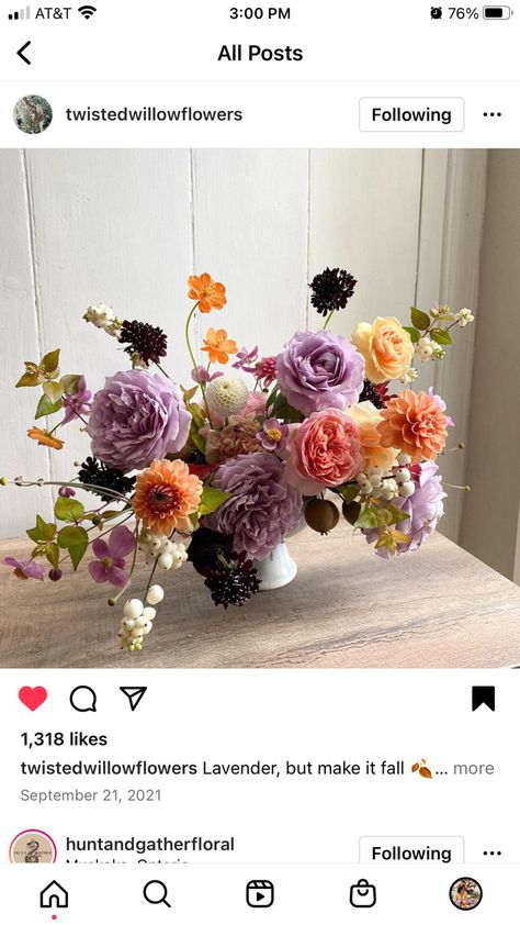 Purple Orange Floral Arrangement, Fall Wedding Flowers Purple, Orange And Purple Wedding Flowers, Bottle Arrangements, Florist Life, Barn Wedding Flowers, Apricot Wedding, Flowers Roses Bouquet, Early Fall Weddings