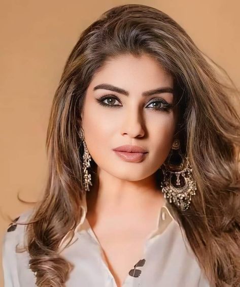 Ravenna Tandon, Raveena Tandon, Latest Pics, Actresses, Beauty, Quick Saves