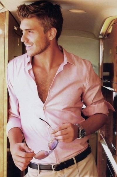 Pink is pretty great. Cooler Style, Tan Pants, Mens Cuts, Mode Casual, Sharp Dressed Man, The Perfect Guy, Well Dressed Men, Gentleman Style, Look Casual