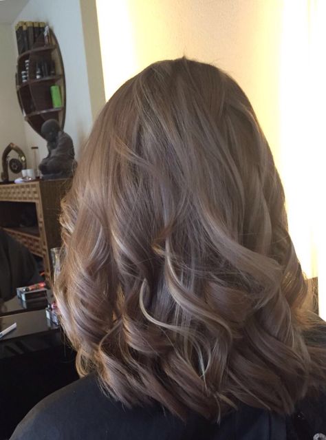 Ash Brown silver highlights short hair Brown Hair With Ash Highlights, Silver Ash Hair, Highlights Short Hair, Highlights Brown Hair Short, Brown Hair With Silver Highlights, Ash Highlights, Ash Balayage, Short Hair Highlights, Ash Hair