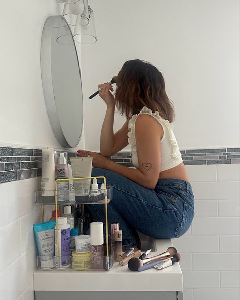 girl sitting in sink doing her summer makeup routine Getting Dressed Aesthetic, My Vibe Me Core, Doing Makeup In Mirror, Early 20s Aesthetic, In Your 20s Aesthetic, Doing Makeup In Mirror Aesthetic, Doing Makeup In Mirror Photography, Aesthetic Getting Ready, Girl Doing Makeup In Mirror