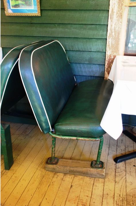 School bus seats provide seating for booths in the front dining area...maybe we could make porch benches School Bus Seats Ideas, School Bus Seats Repurposed, Bus Seats Repurposed, Porch Benches, Bus Seat, Tailgate Bench, Stool Makeover, Industrial Pipe Furniture, Converted School Bus