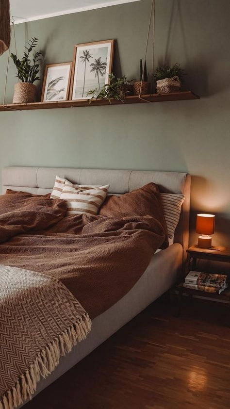 Brown Bedroom Decor, Brown Rooms, Earthy Bedroom, Sage Green Bedroom, Decor Ideas Bedroom, Brown Bedroom, Redecorate Bedroom, Ideas Living Room, Home Decorating Ideas