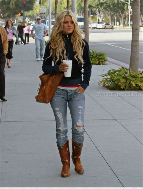 cardigan denim look jessica simpson juicy couture Cowboy Boot Outfits, Looks Adidas, Jessica Simpson Style, Cowgirl Boots Outfit, Baby Mode, Looks Country, Estilo Country, Boating Outfit, 2018 Fashion