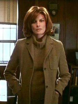 Workplace Fashion, Crown Affair, Rene Russo, Thomas Crown Affair, Movie Inspired Outfits, Seventies Fashion, Homemade Hair Products, Autumn Fashion Casual, Crown Hairstyles