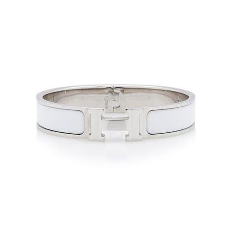 Pre-Owned Hermes Clic Clac H Narrow Bracelet (33.160 RUB) ❤ liked on Polyvore featuring jewelry, bracelets, silver, pre owned jewelry, horse jewelry, hermes bangle, silver jewelry and hermÃ¨s Hermes Bangle, Bracelets Silver, Bangle Silver, Horse Jewelry, Jewelry Bracelets Silver, Jewellery Silver, Jewelry Silver, Silver Bangles, Silver Jewellery