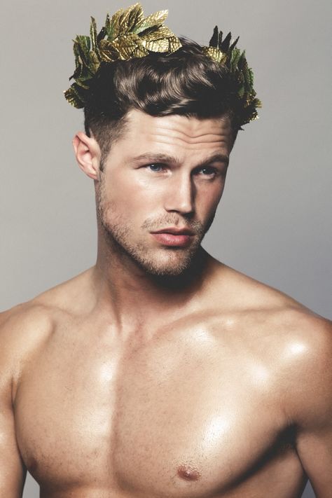 Just faceclaim/character inspo. The laurel wreath/golden leaf crown gives me Greek and/or Roman vibes. Moustaches, Male Portrait, Greek Gods, Male Face, Male Body, Male Beauty, Male Models, How To Look Better, Prince