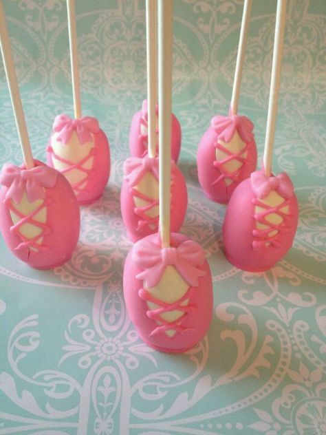 Ballerina cake pops @Kaitlyn Marie Marie Marie Mattson Mattson Crutchley Enough Said :) Ballerina Cake Pops, Beautiful Cake Pictures, Recital Gifts, Ballet Cakes, Pink Cake Pops, Ballerina Cake, Princess Ballerina, Pop Cakes, Pop Cupcakes