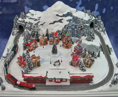 TWTrainWorx.com Diy Christmas Village Displays, Christmas Tree Train, Christmas Tree Village, Lemax Christmas Village, Lemax Christmas, Diy Christmas Village, Christmas Layouts, Christmas Village Display, Village Display