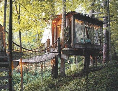 THIS IS THE KINDA STUFF I’M LOOKING FOR! Love this- and I’m in search of more rustic, fun, less refined/stiff tiny houses, forts, tree houses, playhouses, and more (ones you built, or… Swing Set Diy, Diy Swing, Rope Bridge, Backyard Swings, Airbnb Rentals, Tree Houses, Oh The Places Youll Go, House In The Woods, Glamping