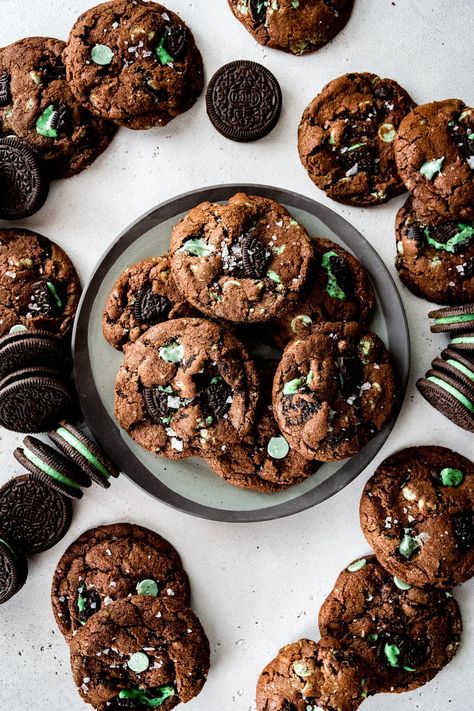 Chocolate Mint Oreo Cookies Andies Mint Cookies, Mint Oreo Cookies, Andes Mint Cookies, Cookies With Chocolate Chips, Mint Desserts, Mint Chocolate Chip Cookies, Chocolate Mint Cookies, Cookies With Chocolate, Andes Mint