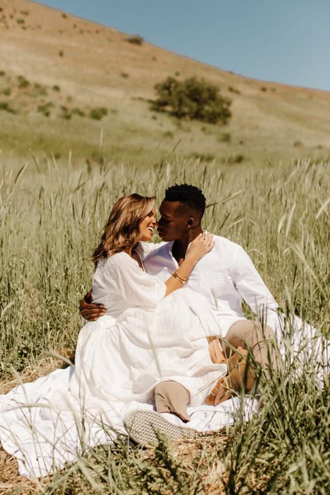 Mixed Race Couple Wedding, Mixed Couple Engagement Photos, Mixed Couple Photoshoot Ideas, Engagement Photos Biracial Couples, Interracial Photoshoot, Mixed Race Couple Photoshoot, Interracial Couple Photoshoot Aesthetic, Interracial Couple Photoshoot, Interracial Engagement Photos