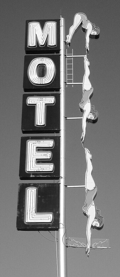 Neon Old Motel, Motel Sign, Vintage Neon Signs, Retro Sign, Old Signs, Vintage Magazine, Pics Art, A Sign, On The Side